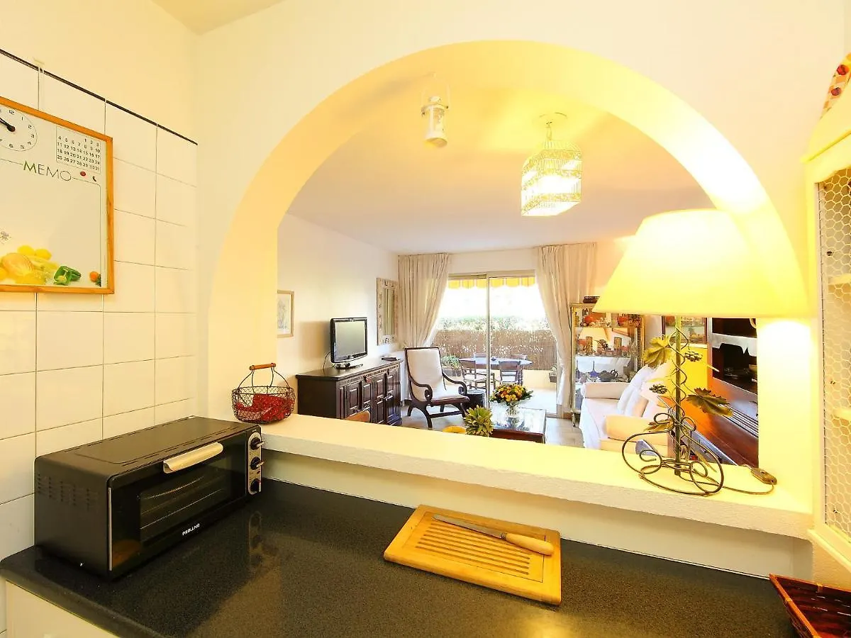 Apartment Les Eucalyptus By Interhome Golfe-Juan
