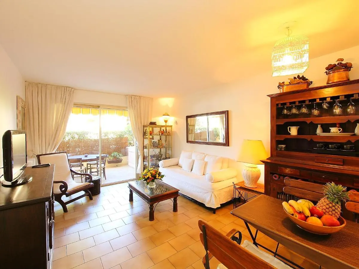 Apartment Les Eucalyptus By Interhome Golfe-Juan