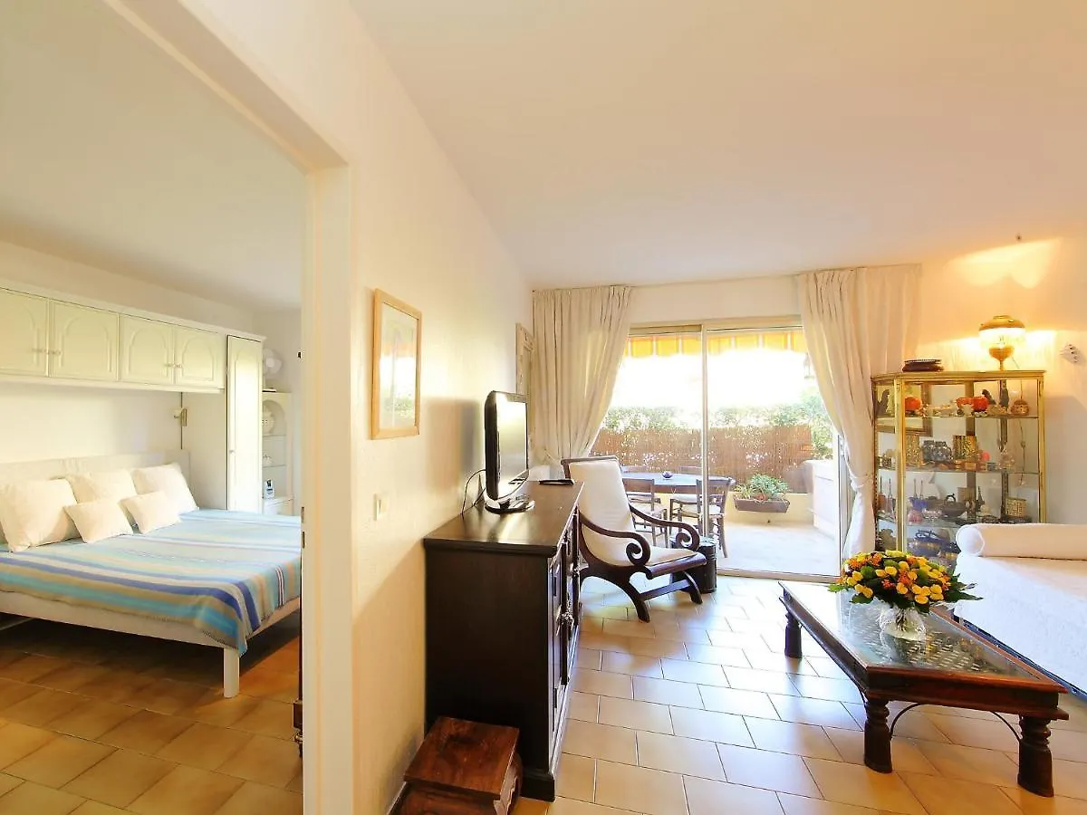 Apartment Les Eucalyptus By Interhome Golfe-Juan